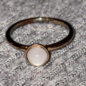 Vintage size 8.5 gold tone white moonstone ring